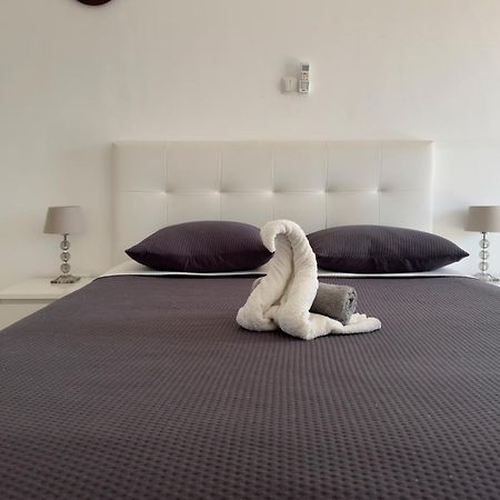 3 Bedroom Apt, Free Wifi & Ac, Cidadela - Lcgr Прайя Экстерьер фото