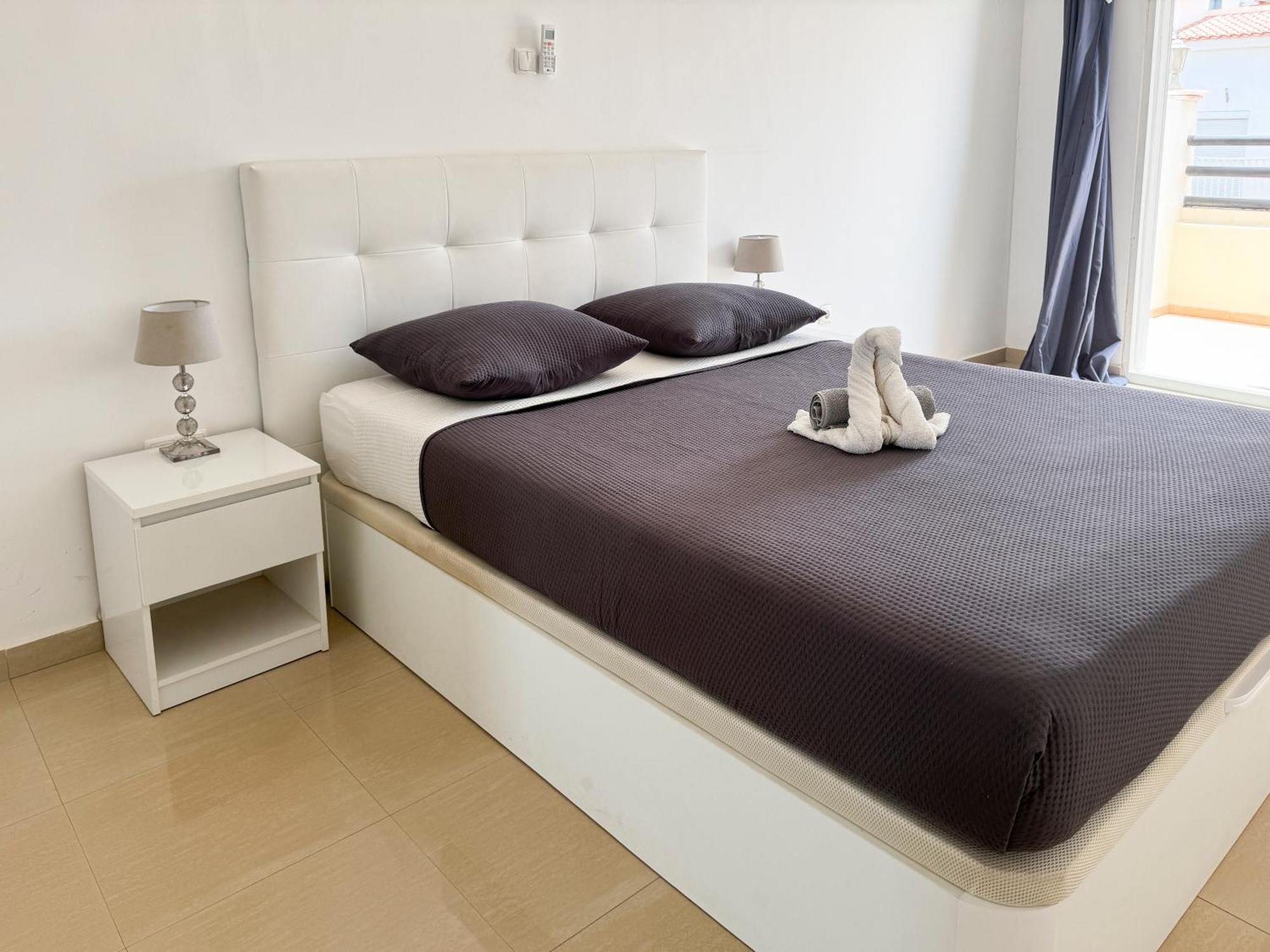 3 Bedroom Apt, Free Wifi & Ac, Cidadela - Lcgr Прайя Экстерьер фото
